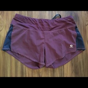 Oiselle Women's Burgundy and Navy Shorts